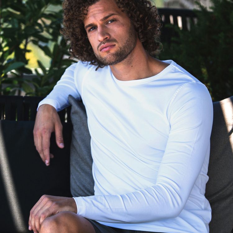 Slika Moška oprijeta majica z dolgimi rokavi em202